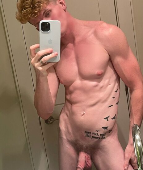 Muscle boy taking a selfie