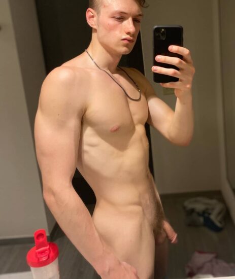 Muscle boy taking a selfie