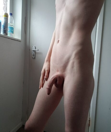 Nude twink with soft dick