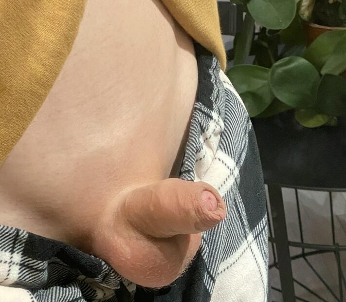 Soft smooth shaved cock